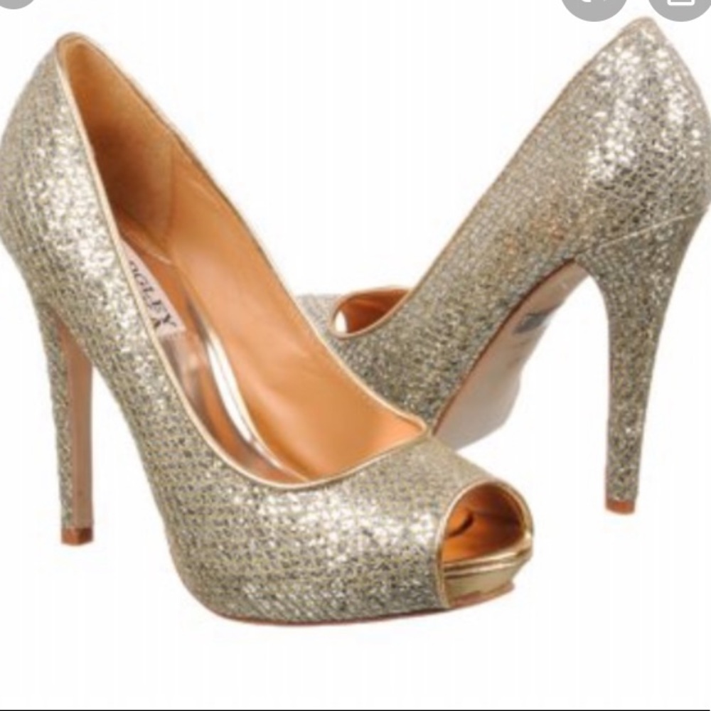 Badgley Mischka Gold Heels Size 9